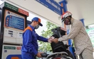 Xăng giảm giá, xuống mức thấp nhất trong gần 5 năm qua