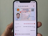 Có thể xuất trình Căn cước điện tử để làm thủ tục chứng thực hợp đồng, giao dịch