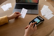Người mua hàng được tra cứu, nhận file gốc hóa đơn điện tử từ 01/6/2025