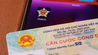 Không yêu cầu sao y, công chứng giấy tờ đã tích hợp trên VNeID