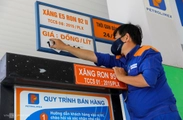 Giá xăng dầu tiếp tục tăng mạnh, có loại tăng hơn 8.400 đồng/lít