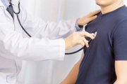 Chi phí khám sức khỏe định kỳ, sàng lọc miễn phí cho người dân do địa phương chi trả