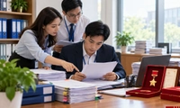 Hồ sơ cấp lại hiện vật khen thưởng phải đủ thông tin khen thưởng