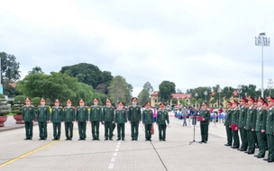 Thống nhất quy định tuổi nghỉ hưu của nam sĩ quan và nữ sĩ quan bằng nhau