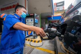 Xăng, dầu cùng tăng giá từ 15h chiều 26/9/2024