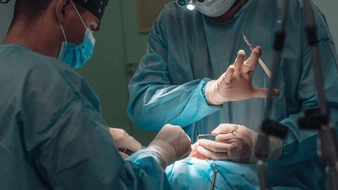 Xử lý nghiêm, công khai các cơ sở làm đẹp, phẫu thuật thẩm mỹ vi phạm