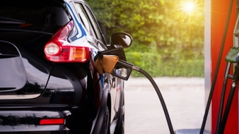 Xăng giảm giá từ 15h chiều nay, 11/9/2025