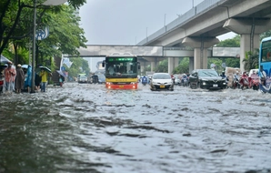 Học sinh toàn TP Hà Nội được nghỉ học ngày 01/10/2025 do ảnh hưởng mưa bão