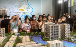 Vietnam to pilot state-run online property trading center