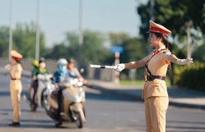 How are foreigners sanctioned for traffic violations in Vietnam?