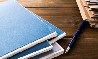 Mẫu Tờ khai đề nghị tặng Huy hiệu Đảng mới nhất