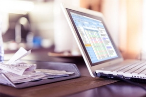 Quy định về đăng ký sử dụng biên lai thu thuế với hàng hóa xuất, nhập khẩu từ 01/01/2026