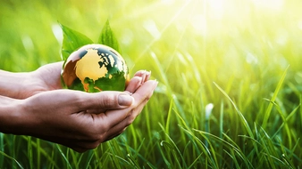 Trong năm 2026, rà soát, sửa đổi quy định về thuế, phí bảo vệ môi trường