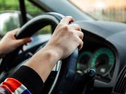 Bãi bỏ quy định giới hạn thời gian lái xe ô tô tối đa 10 giờ/ngày từ 01/7/2026