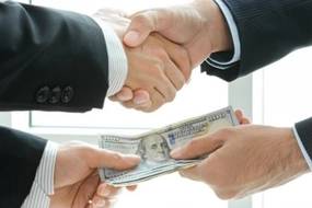 Thẩm quyền chấp thuận chủ trương đầu tư như thế nào theo Luật số 143/2025/QH15?