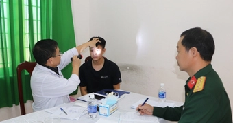 Nghĩa vụ quân sự 2026: Tiêu chuẩn về mắt như thế nào?