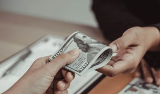 Bỏ quy định đóng đảng phí bằng USD của Đảng viên ở nước ngoài từ 01/02/2026