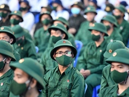 Năm 2026, cận thị bao nhiêu độ thì được miễn nghĩa vụ quân sự?