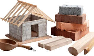 Yêu cầu kiểm soát giá vật liệu xây dựng, chủ động điều hành dự án trước biến động giá xăng dầu