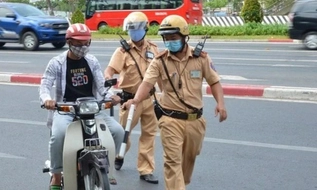 Cảnh sát giao thông có được rút chìa khóa xe của người vi phạm?