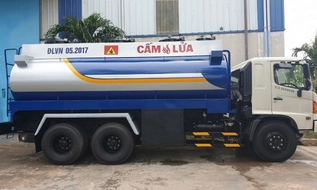 UBND tỉnh được phân cấp cấp giấy phép vận chuyển nhiều loại hàng hóa nguy hiểm từ 10/4/2026