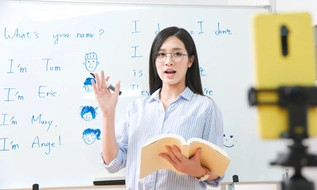 Giáo viên được tuyển dụng trước 14/4/2026 không bắt buộc bổ sung chứng chỉ chuẩn nghề nghiệp