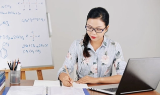 Giáo viên tuyển dụng từ 14/4/2026 được bổ sung chứng chỉ chuẩn nghề nghiệp trong 12 tháng