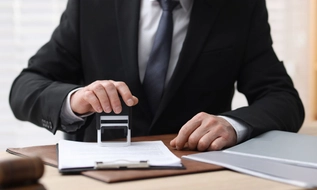 Từ 01/01/2027, bỏ bắt buộc công chứng với 6 loại giao dịch