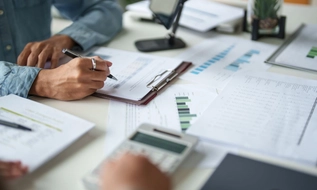 Những việc nhân sự, kế toán cần làm trong tháng 5/2026