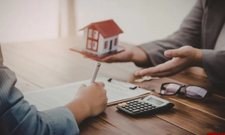 Công văn 2696/CT-CS: Ủy quyền chuyển nhượng bất động sản vẫn bị tính thuế TNCN như mua bán