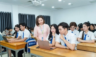Giảng viên đồng cơ hữu đại học công lập phải có bằng tiến sĩ