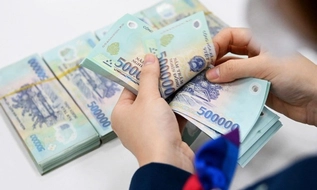 Người hoạt động không chuyên trách kiêm nhiệm nhiều chức danh chỉ được tính một mức phụ cấp để hưởng trợ cấp
