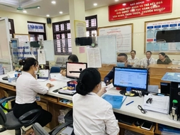 Thủ tướng yêu cầu tiếp tục phân cấp, cắt giảm và đơn giản hóa TTHC, điều kiện kinh doanh