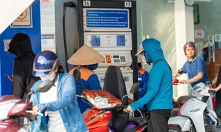 Giá xăng E10 RON 95-III tiếp tục tăng từ 15h chiều nay, 30/7/2026