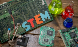 Bộ GDĐT: Không tổ chức giáo dục STEM theo phong trào, làm phát sinh chi phí không cần thiết