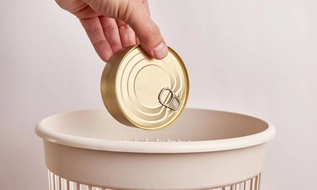 Nhập khẩu sản phẩm động vật hết hạn sử dụng bị phạt đến 100 triệu đồng