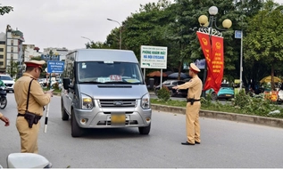 Từ 15/8/2026, ô tô không kinh doanh vận tải chở hàng thu tiền bị phạt đến 12 triệu đồng