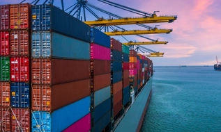 Thông tư 08/2026/TT-BCT: Ô tô cũ nhập khẩu theo hạn ngạch CPTPP phải có chứng từ chứng nhận xuất xứ  