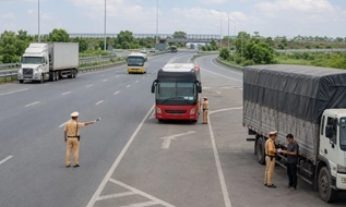 Từ hôm nay (26/8/2026), CSGT tổng kiểm soát xe kinh doanh vận tải trên toàn quốc