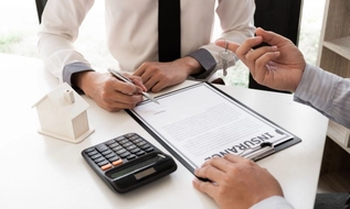 Mua nhà chưa có sổ, khách hàng chỉ phải trả tối đa 95% giá trị hợp đồng (Đề xuất)