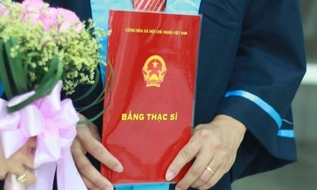 Đề xuất người học Thạc sĩ chính quy tập trung toàn thời gian không được làm việc fulltime