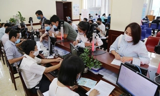 Phải xử lý cán bộ, công chức yêu cầu người dân nộp thêm giấy tờ đã được khai thác từ cơ sở dữ liệu