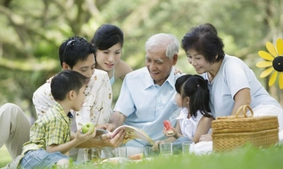 Từ 01/10/2026, áp dụng khung tiêu chuẩn mới xét tặng danh hiệu “Gia đình văn hóa”