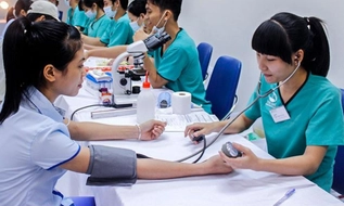 Địa phương phải báo cáo tiến độ khám sức khỏe định kỳ trước ngày 10 hằng tháng
