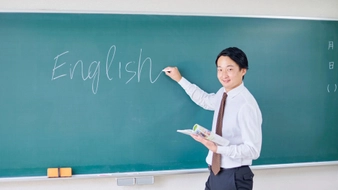 Trường đại học xây dựng lộ trình đưa tiếng Anh trở thành ngôn ngữ thứ hai trong trường học