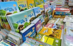  Miễn phí sách giáo khoa là được cấp sách hay mượn sách từ thư viện?