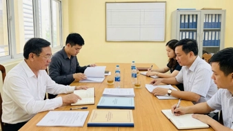 Đảng viên mua cổ phiếu, góp vốn kinh doanh có phải xin chấp thuận không?