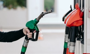 Giá xăng dầu đồng loạt tăng, diesel lên 30.240 đồng/lít