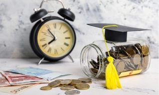 Bộ GDĐT yêu cầu hạn chế tăng học phí đại học ở mức cao, đột ngột