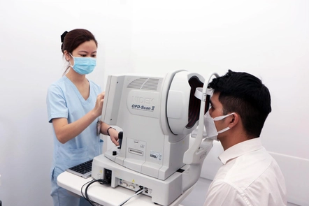 Từ 01/7/2026, Hà Nội hỗ trợ chi phí điều trị cận thị cho người từ 18 - 35 tuổi